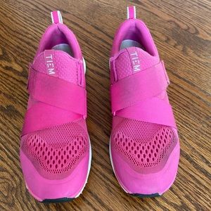 TIEM cycle sneakers size 7.5 with clips